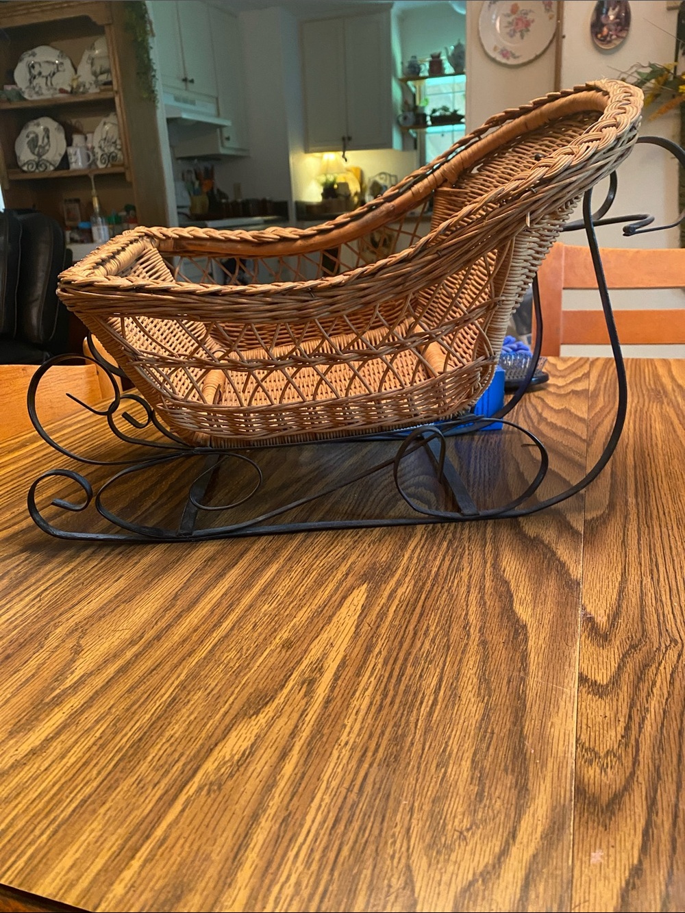 Wicker Sleigh Basket with Black Metal Runners - Natural Brown